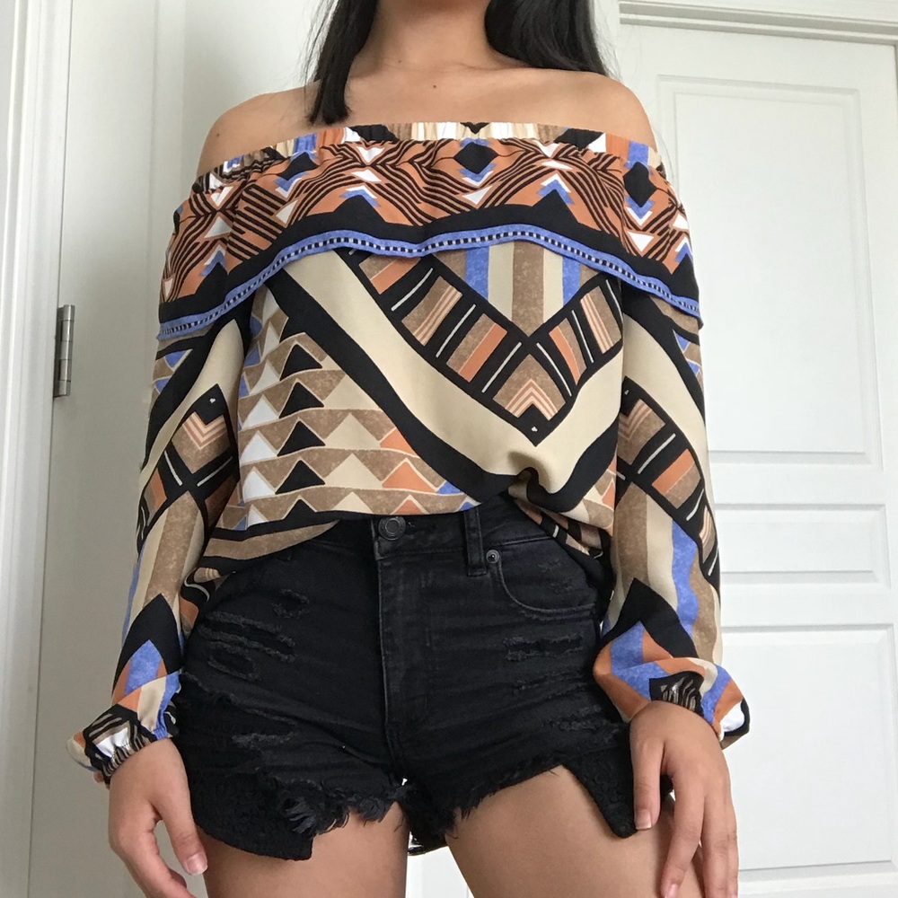 NEW H&M Tribal Off the Shoulder-Shirt